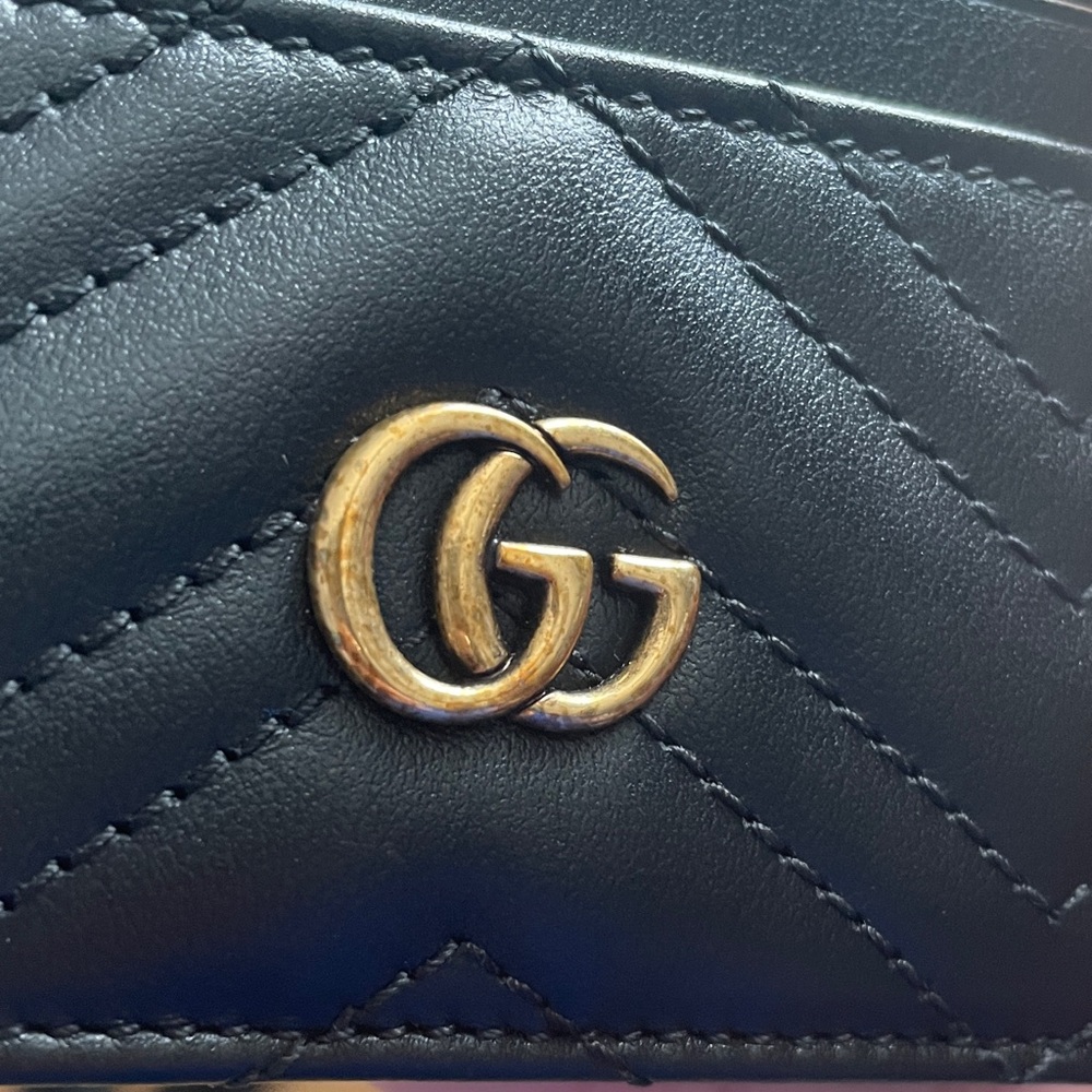 Gucci Black and Gold Card & Coin Holder - Picture 3 of 6